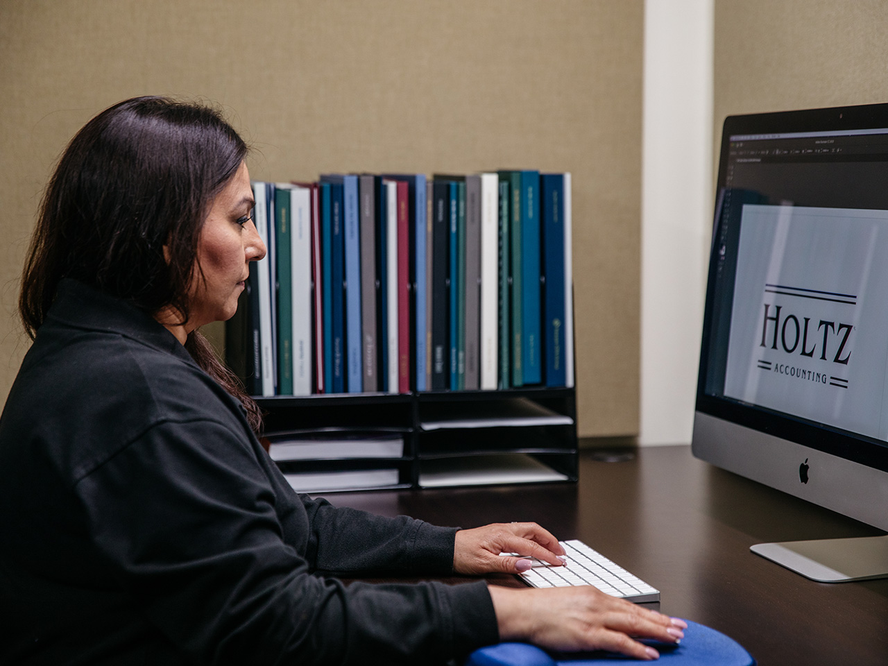 Bespoke Design Services - Custom Folders for Accountants & Other Professionals